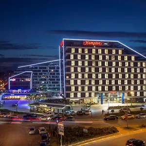4* فندق هامبتون باي هيلتون إسطنبول كورتكوي